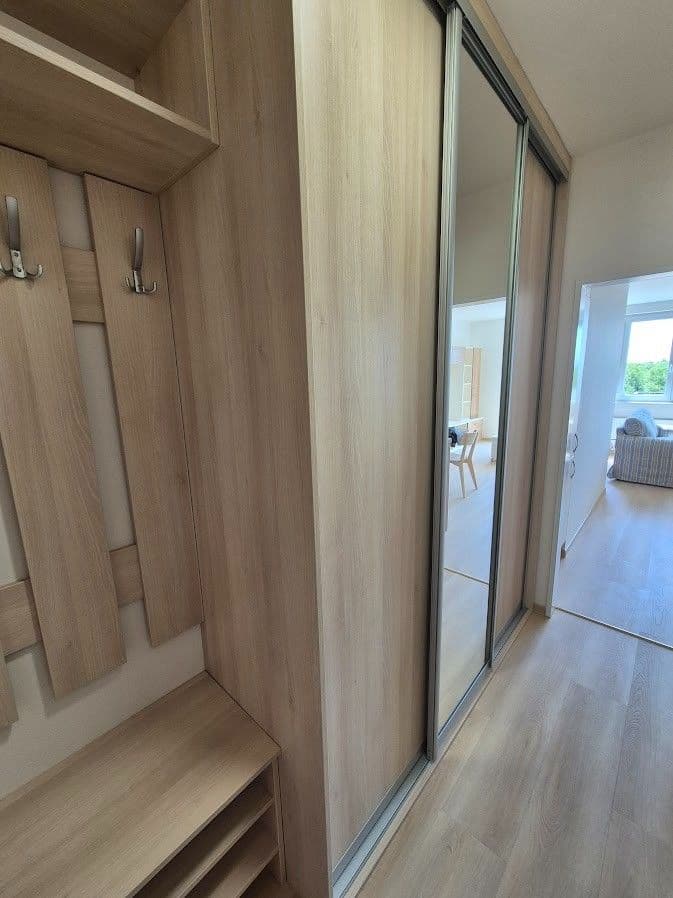 Pronájem bytu 1+kk 37 m², Hnězdenská, Praha, Praha Pronájem bytu 1+kk 37 m², Hnězdenská, Praha, Praha