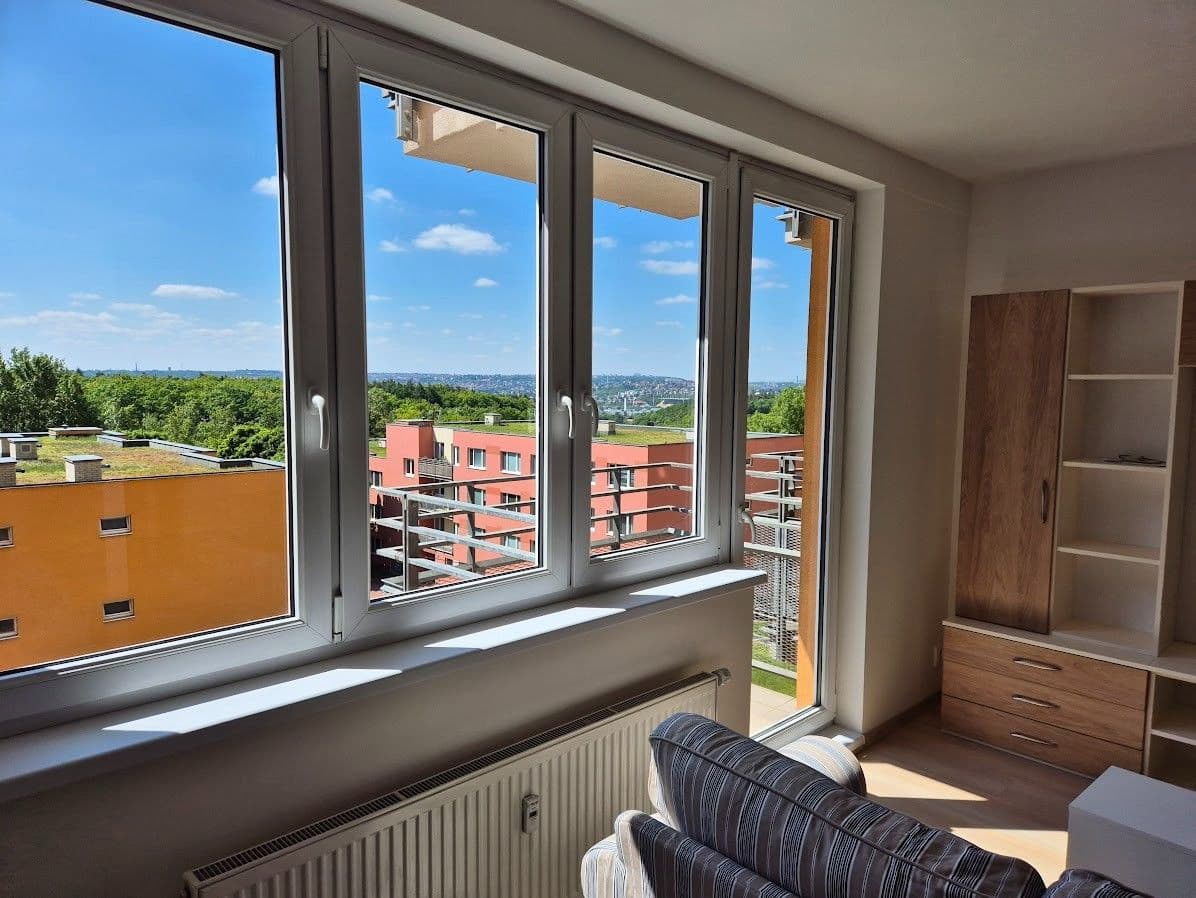 Pronájem bytu 1+kk 37 m², Hnězdenská, Praha, Praha Pronájem bytu 1+kk 37 m², Hnězdenská, Praha, Praha