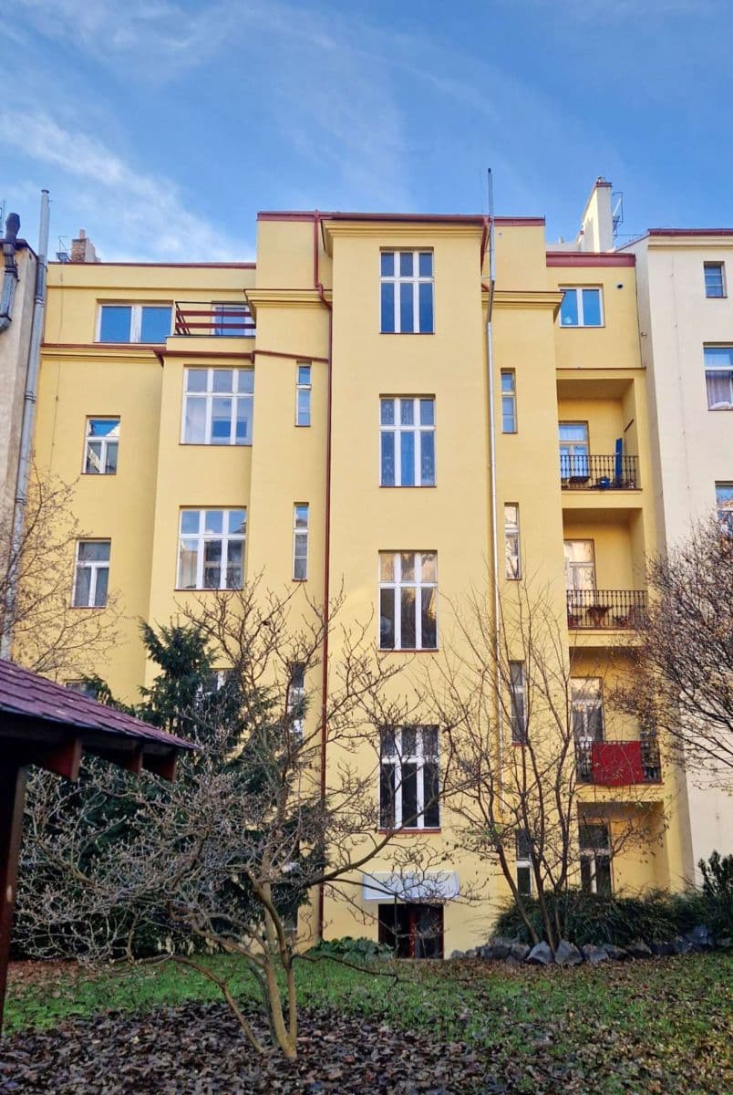 Pronájem bytu 2+kk 63 m², Slovenská, Praha, Praha Pronájem bytu 2+kk 63 m², Slovenská, Praha, Praha