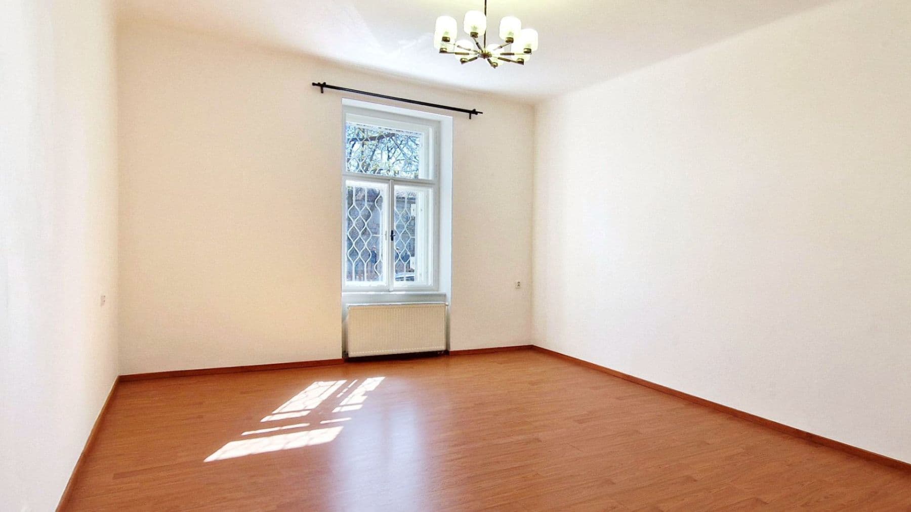 Pronájem bytu 2+kk 63 m², Slovenská, Praha, Praha Pronájem bytu 2+kk 63 m², Slovenská, Praha, Praha