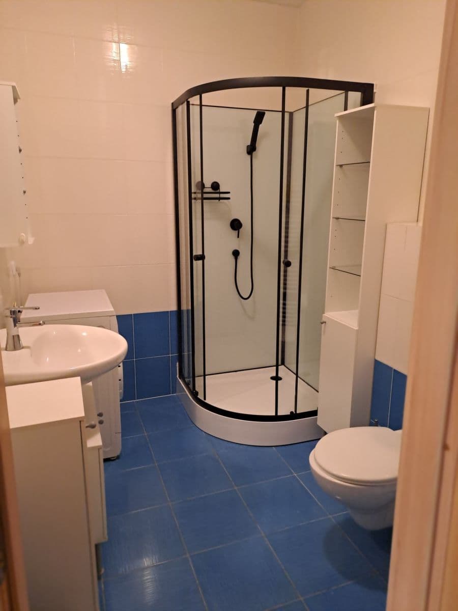 Pronájem bytu 1+kk 33 m², Komenského, Kladno, Středočeský kraj Pronájem bytu 1+kk 33 m², Komenského, Kladno, Středočeský kraj