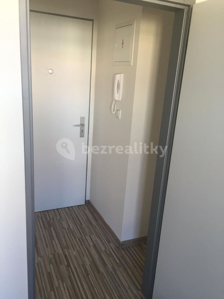 Pronájem bytu 1+kk 30 m², Na Maninách, Praha, Praha Pronájem bytu 1+kk 30 m², Na Maninách, Praha, Praha