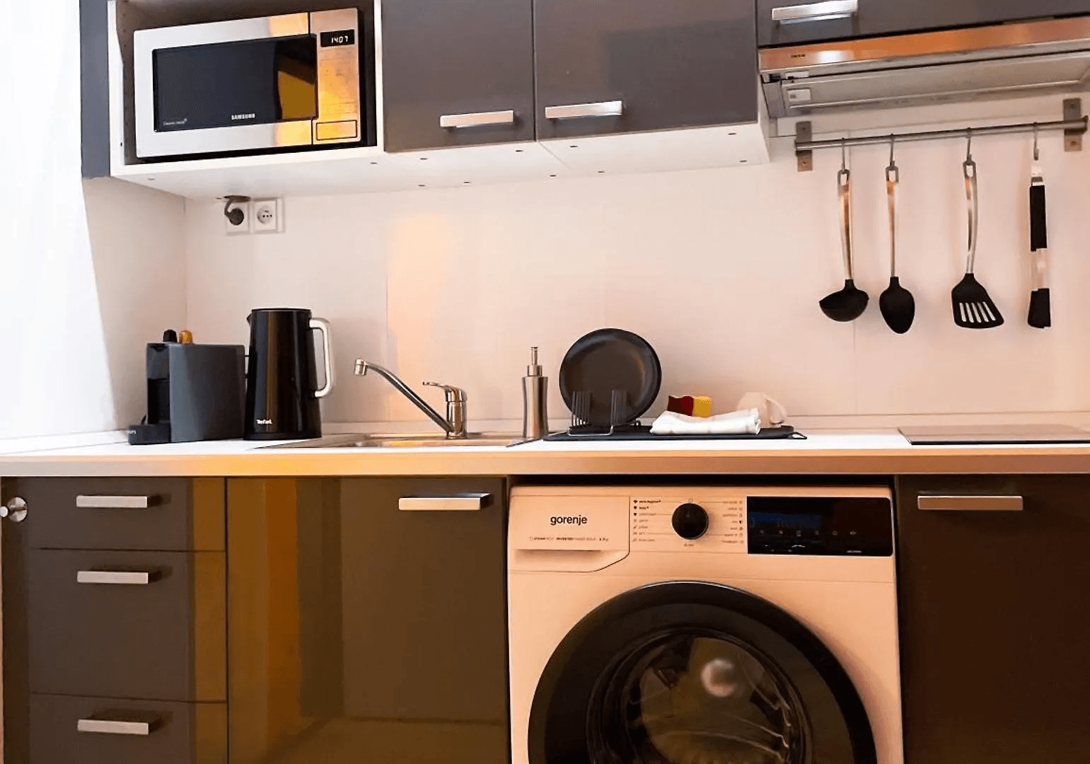 Pronájem bytu 1+kk 30 m², Na Maninách, Praha, Praha Pronájem bytu 1+kk 30 m², Na Maninách, Praha, Praha