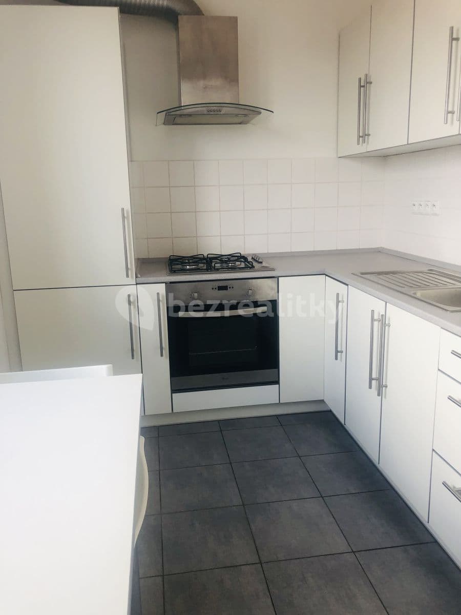 Pronájem bytu 1+1 40 m², Na Hrádku, Pardubice, Pardubický kraj Pronájem bytu 1+1 40 m², Na Hrádku, Pardubice, Pardubický kraj