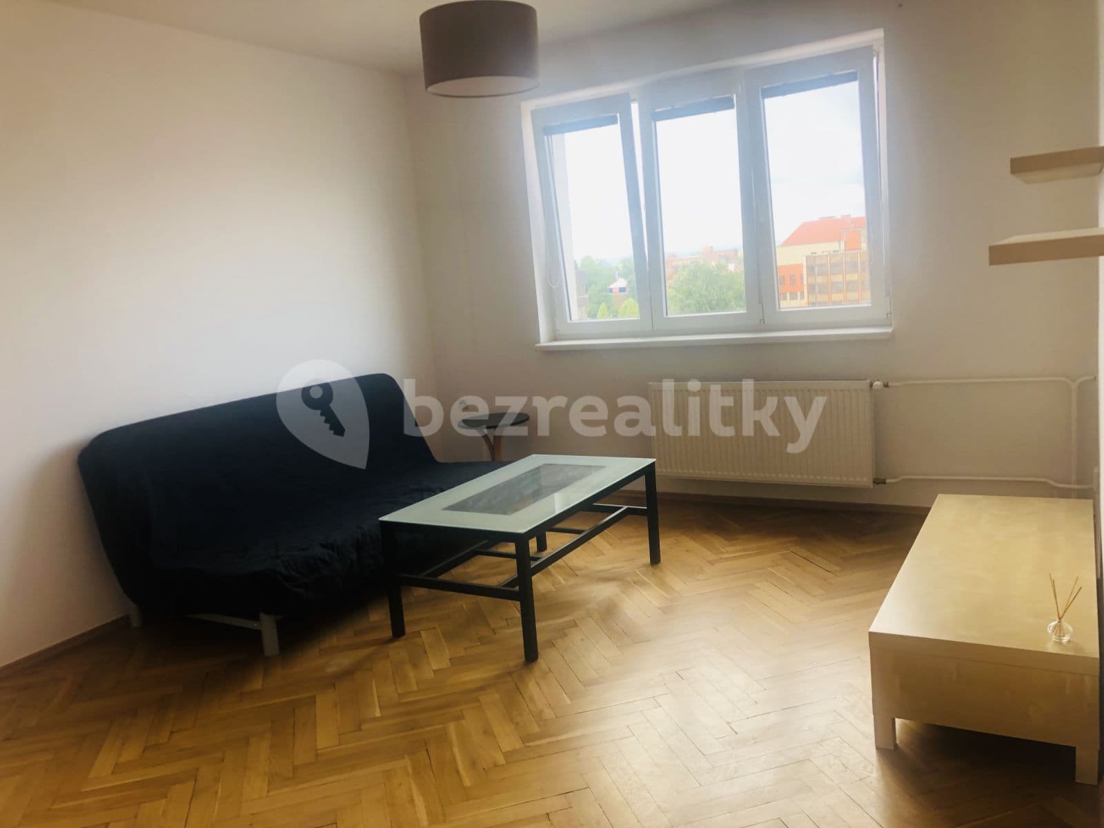 Pronájem bytu 1+1 40 m², Na Hrádku, Pardubice, Pardubický kraj Pronájem bytu 1+1 40 m², Na Hrádku, Pardubice, Pardubický kraj