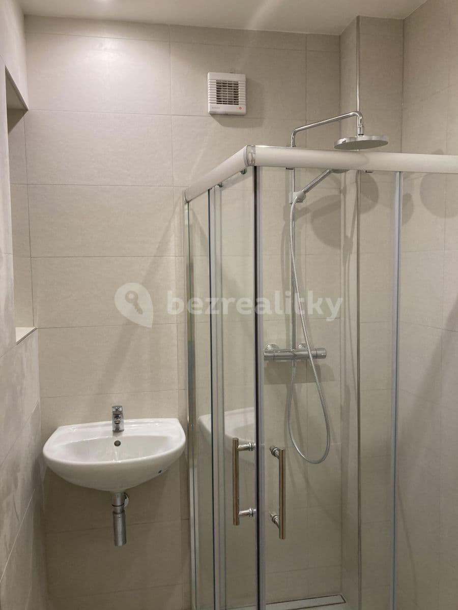 Pronájem bytu 2+kk 60 m², Oblouková, Praha, Praha Pronájem bytu 2+kk 60 m², Oblouková, Praha, Praha