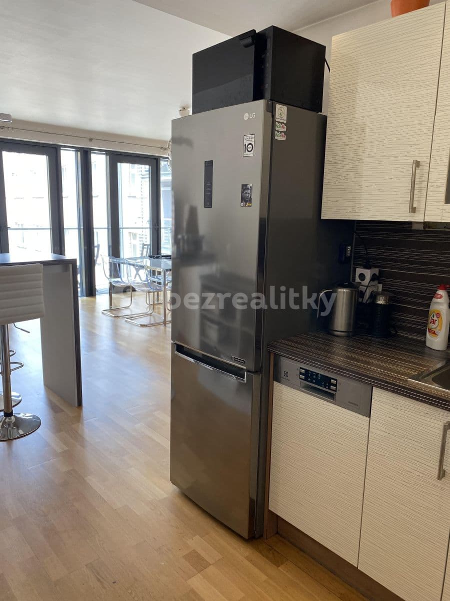 Pronájem bytu 3+kk 100 m², Křižíkova, Praha, Praha Pronájem bytu 3+kk 100 m², Křižíkova, Praha, Praha