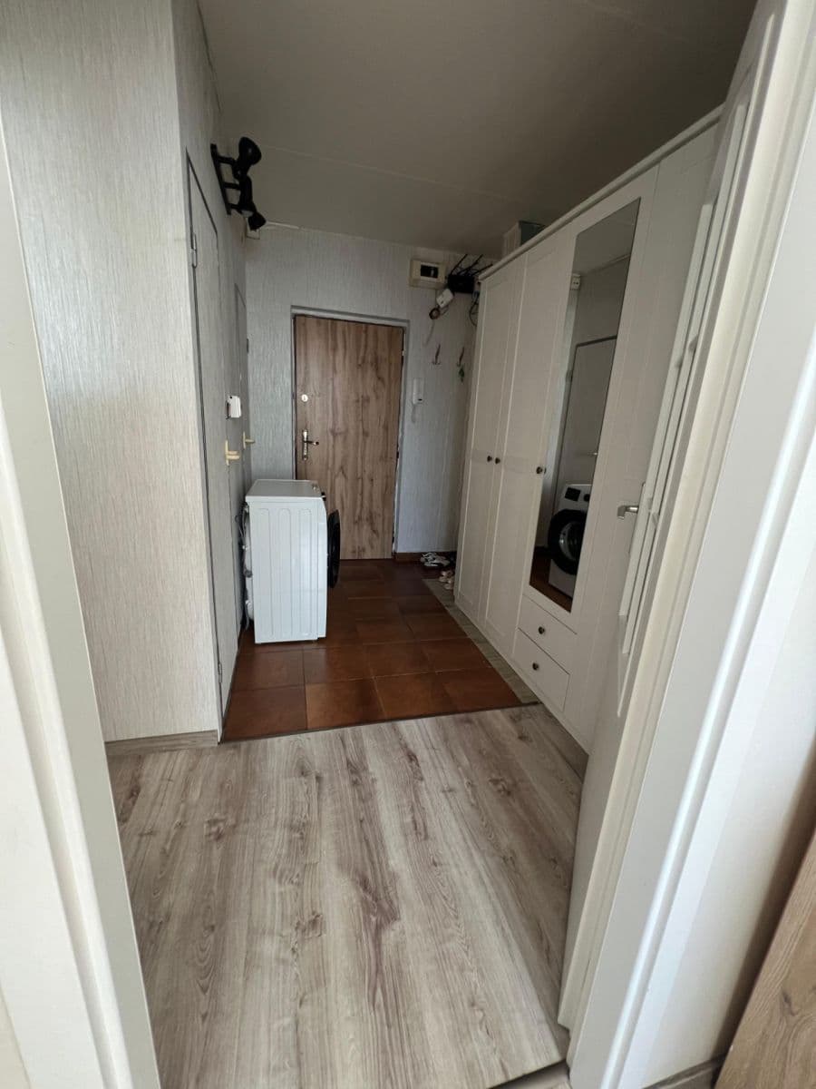 Pronájem bytu 2+kk 40 m², Děčínská, Kladno, Středočeský kraj Pronájem bytu 2+kk 40 m², Děčínská, Kladno, Středočeský kraj