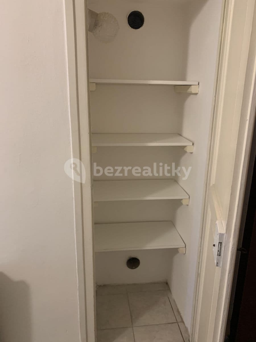 Pronájem bytu 2+1 68 m², Lublanska, Praha, Praha Pronájem bytu 2+1 68 m², Lublanska, Praha, Praha
