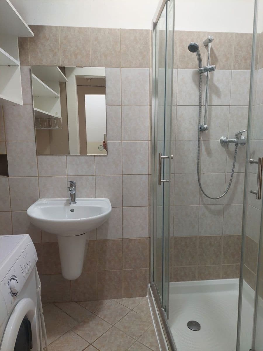 Pronájem bytu 2+kk 46 m², Baranova, Praha, Praha Pronájem bytu 2+kk 46 m², Baranova, Praha, Praha