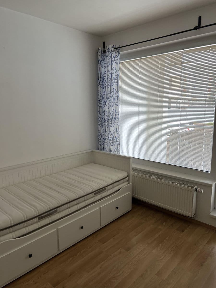 Pronájem bytu 1+kk 30 m², Sazovicka, Praha, Praha Pronájem bytu 1+kk 30 m², Sazovicka, Praha, Praha