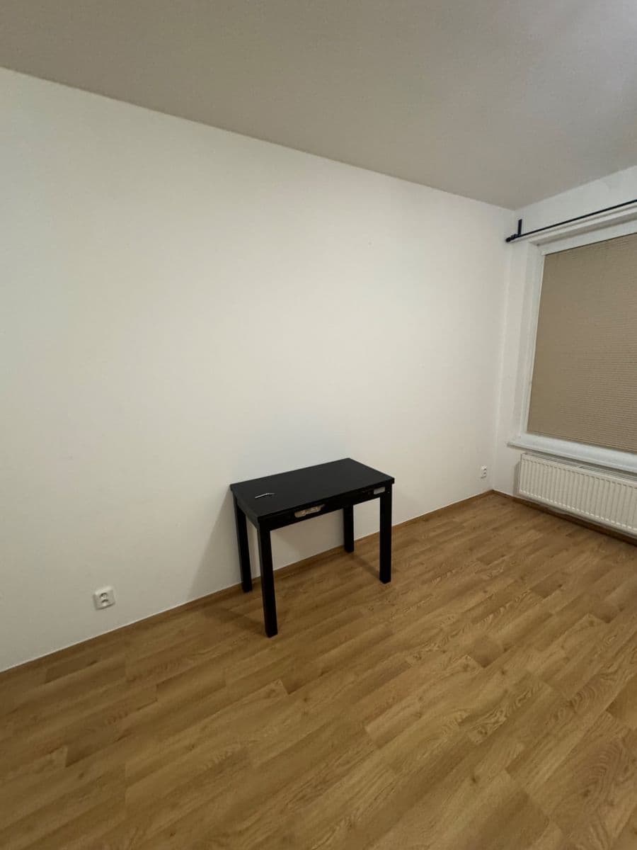 Pronájem bytu 1+kk 30 m², Sazovicka, Praha, Praha Pronájem bytu 1+kk 30 m², Sazovicka, Praha, Praha