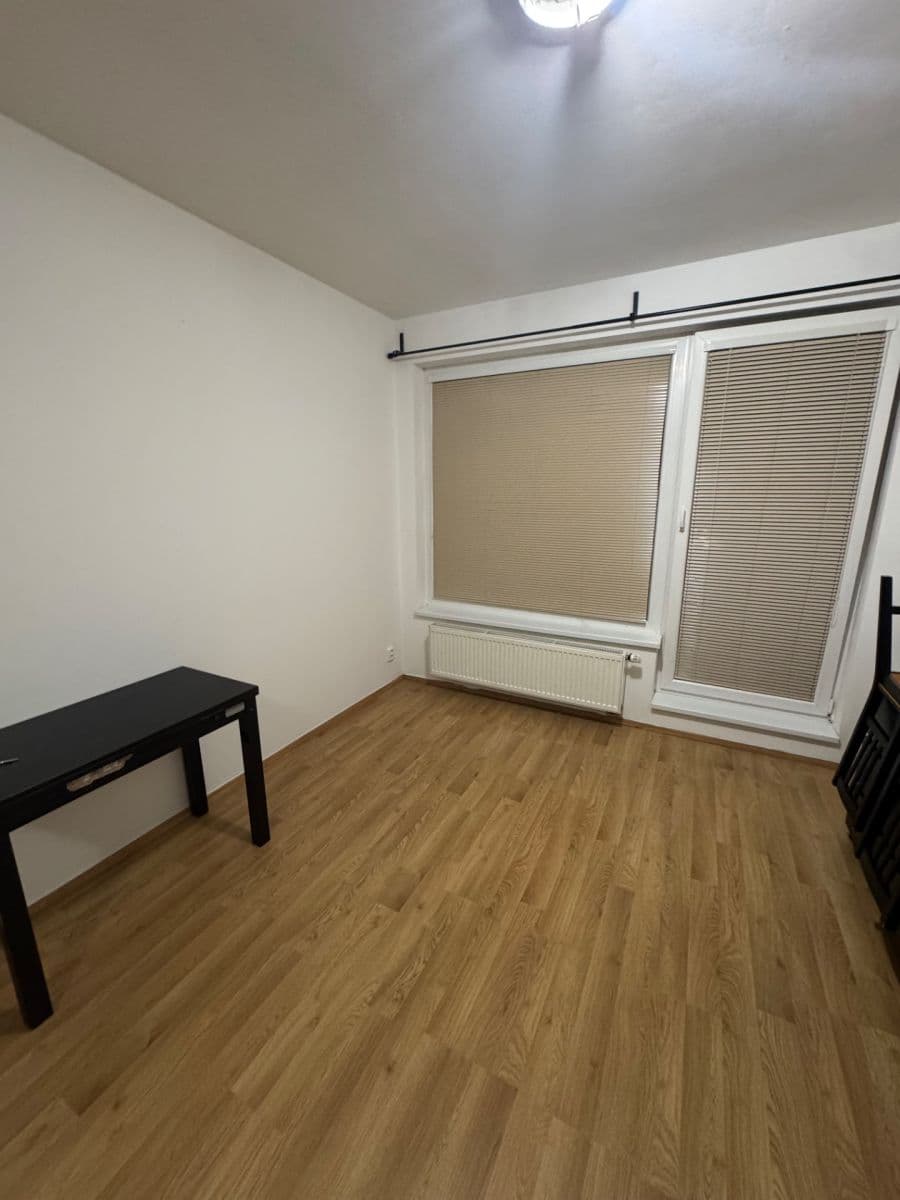 Pronájem bytu 1+kk 30 m², Sazovicka, Praha, Praha Pronájem bytu 1+kk 30 m², Sazovicka, Praha, Praha