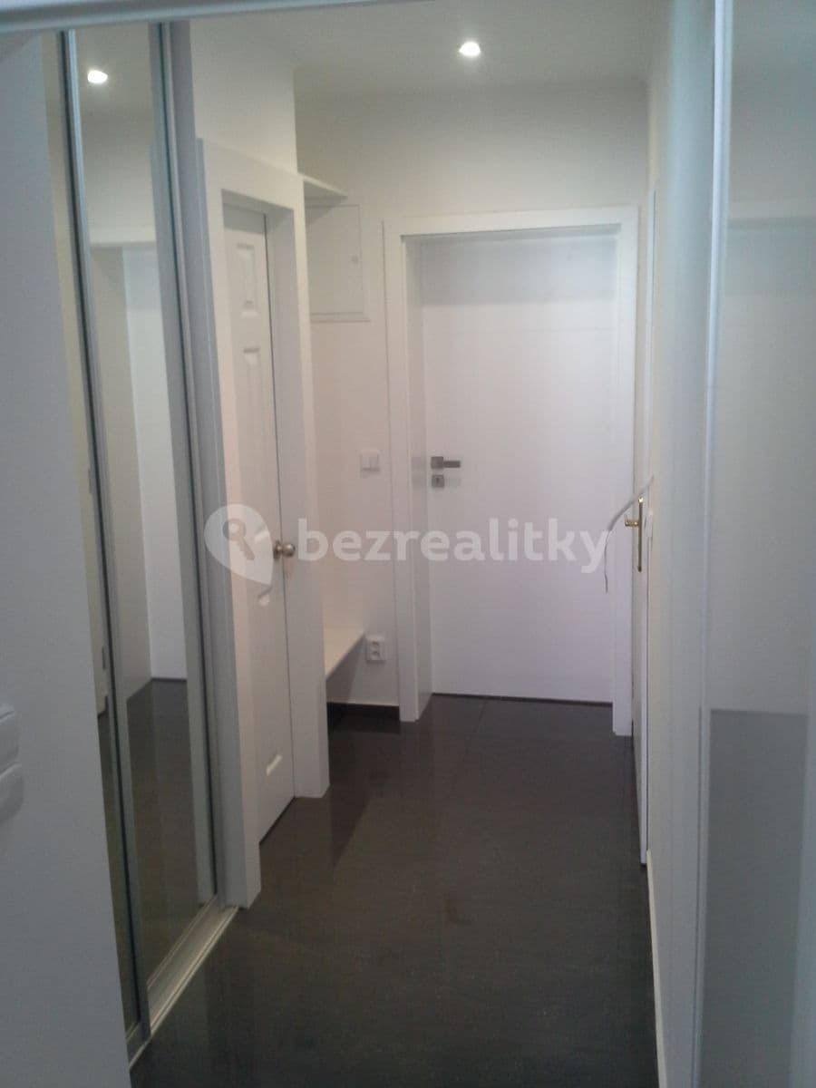 Pronájem bytu 2+kk 48 m², Bulharská, Praha, Praha Pronájem bytu 2+kk 48 m², Bulharská, Praha, Praha