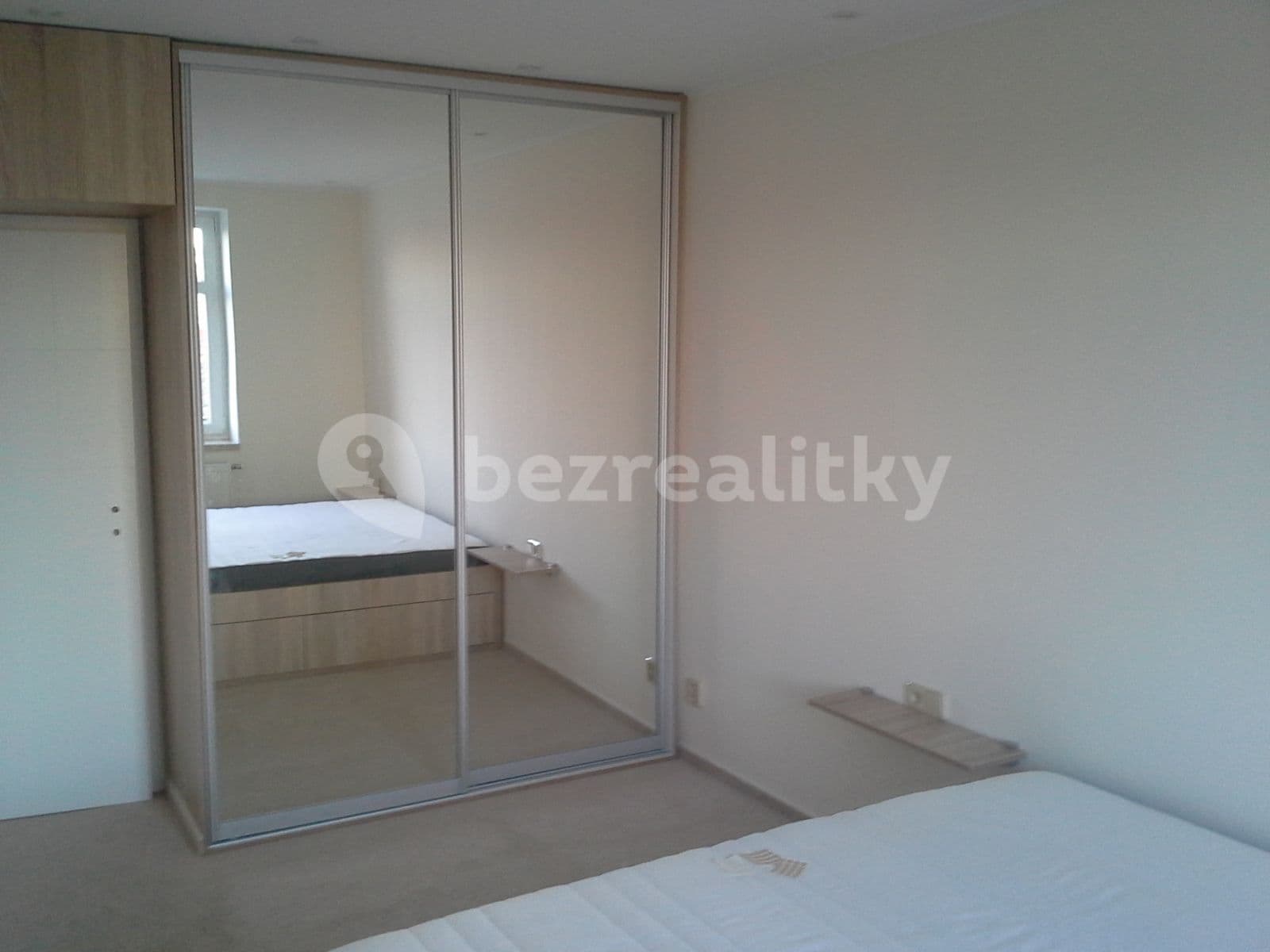Pronájem bytu 2+kk 48 m², Bulharská, Praha, Praha Pronájem bytu 2+kk 48 m², Bulharská, Praha, Praha