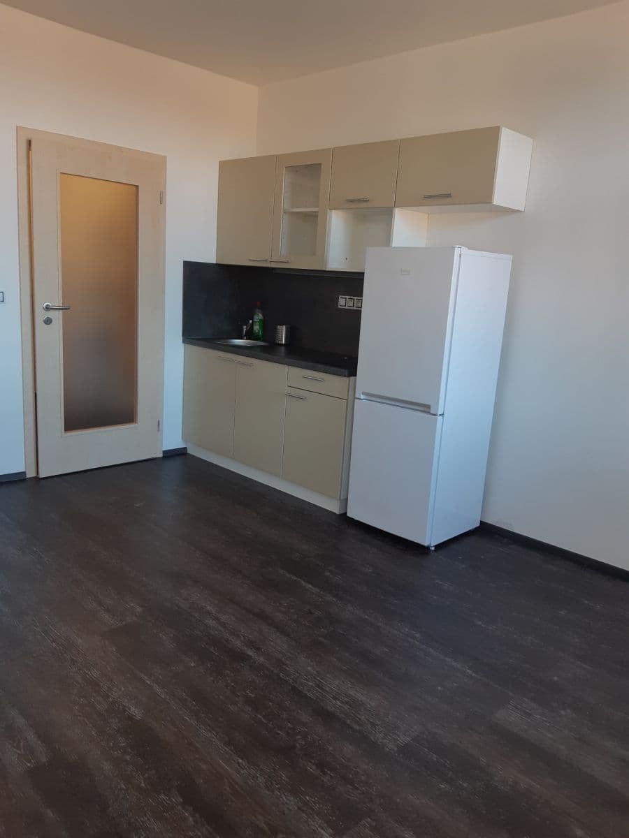 Pronájem bytu 1+kk 27 m², Štítného, Praha, Praha Pronájem bytu 1+kk 27 m², Štítného, Praha, Praha