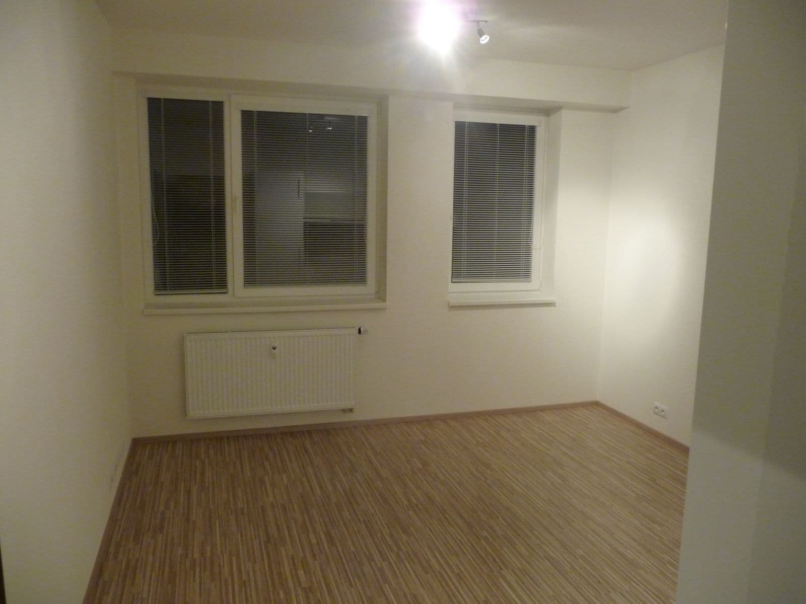 Pronájem bytu 2+kk 41 m², Bedřicha Smetany, České Budějovice, Jihočeský kraj Pronájem bytu 2+kk 41 m², Bedřicha Smetany, České Budějovice, Jihočeský kraj