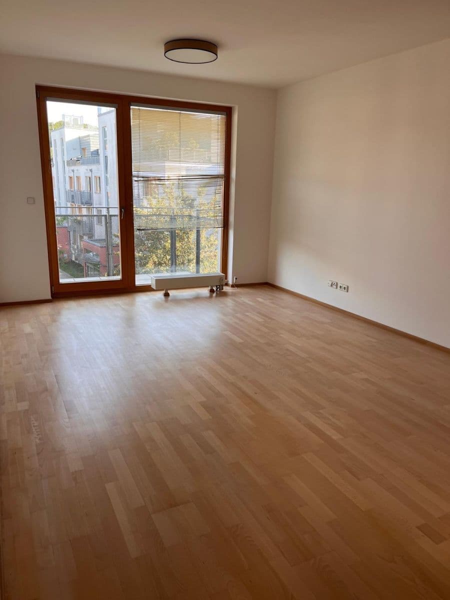Pronájem bytu 2+kk 58 m², Naardenská, Praha, Praha Pronájem bytu 2+kk 58 m², Naardenská, Praha, Praha