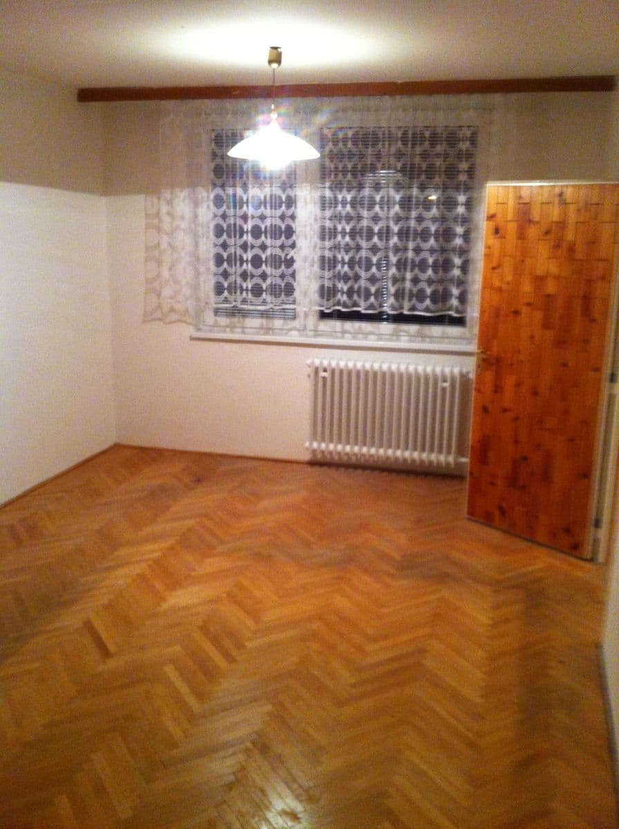 Pronájem bytu 2+1 60 m², Sadová, Adamov, Jihomoravský kraj Pronájem bytu 2+1 60 m², Sadová, Adamov, Jihomoravský kraj