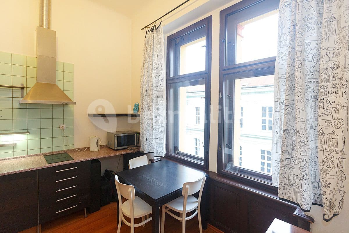 Pronájem bytu Garsoniéra 24 m², Pernerova, Praha, Praha Pronájem bytu Garsoniéra 24 m², Pernerova, Praha, Praha