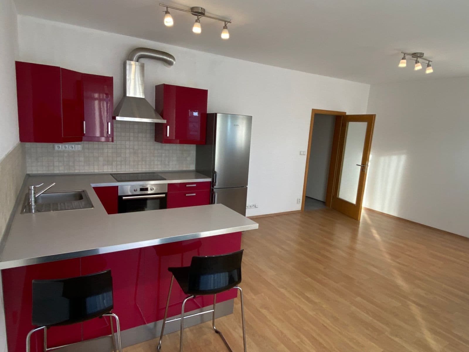 Pronájem bytu 1+kk 40 m², Miroslava Hajna, Praha, Praha Pronájem bytu 1+kk 40 m², Miroslava Hajna, Praha, Praha