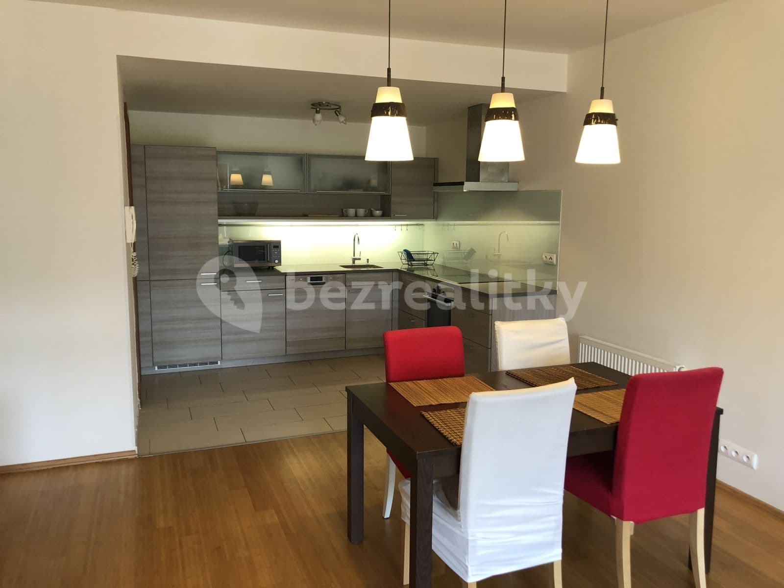 Pronájem bytu 2+kk 76 m², Linhartova, Praha, Praha Pronájem bytu 2+kk 76 m², Linhartova, Praha, Praha