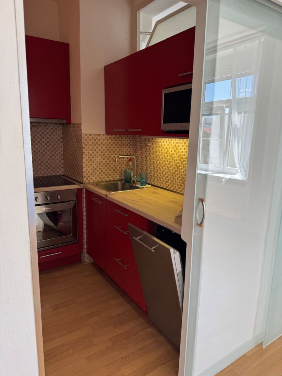 Pronájem bytu 2+1 52 m², Dělnická, Praha, Praha Pronájem bytu 2+1 52 m², Dělnická, Praha, Praha