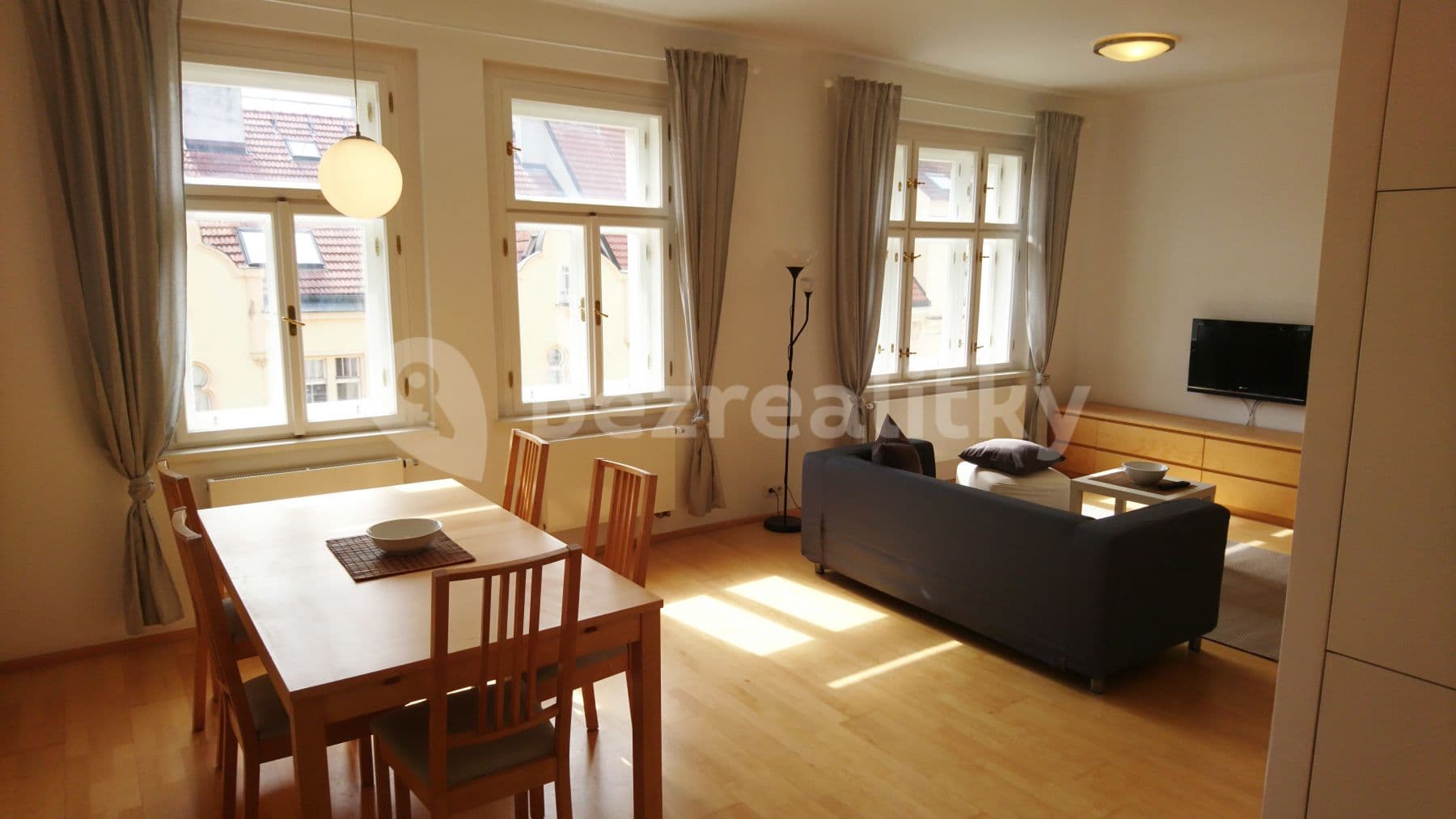 Pronájem bytu 2+kk 81 m², Lužická, Praha, Praha Pronájem bytu 2+kk 81 m², Lužická, Praha, Praha