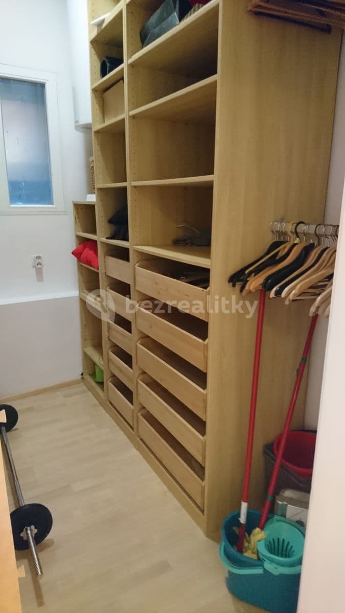 Pronájem bytu 2+kk 81 m², Lužická, Praha, Praha Pronájem bytu 2+kk 81 m², Lužická, Praha, Praha