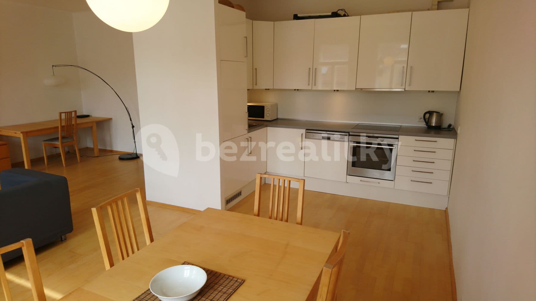 Pronájem bytu 2+kk 81 m², Lužická, Praha, Praha Pronájem bytu 2+kk 81 m², Lužická, Praha, Praha