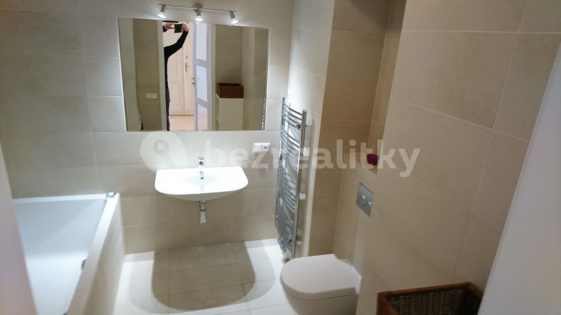 Pronájem bytu 2+kk 81 m², Lužická, Praha, Praha Pronájem bytu 2+kk 81 m², Lužická, Praha, Praha