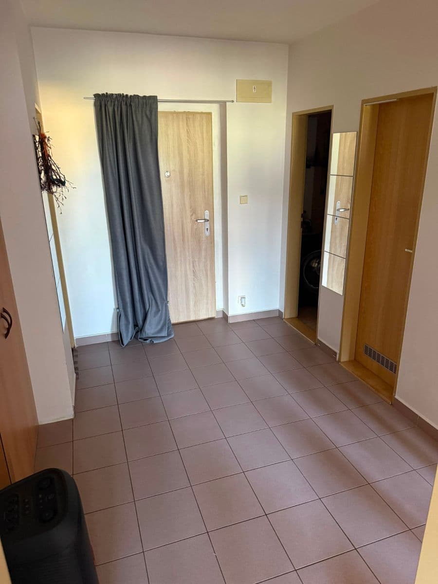 Pronájem bytu 2+kk 65 m², Jeronýmova, Liberec, Liberecký kraj Pronájem bytu 2+kk 65 m², Jeronýmova, Liberec, Liberecký kraj