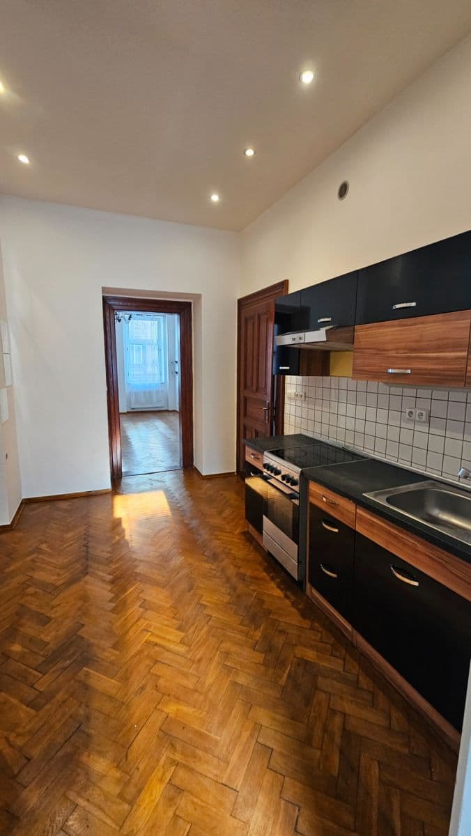 Pronájem bytu 2+1 75 m², Lidická, Praha, Praha Pronájem bytu 2+1 75 m², Lidická, Praha, Praha