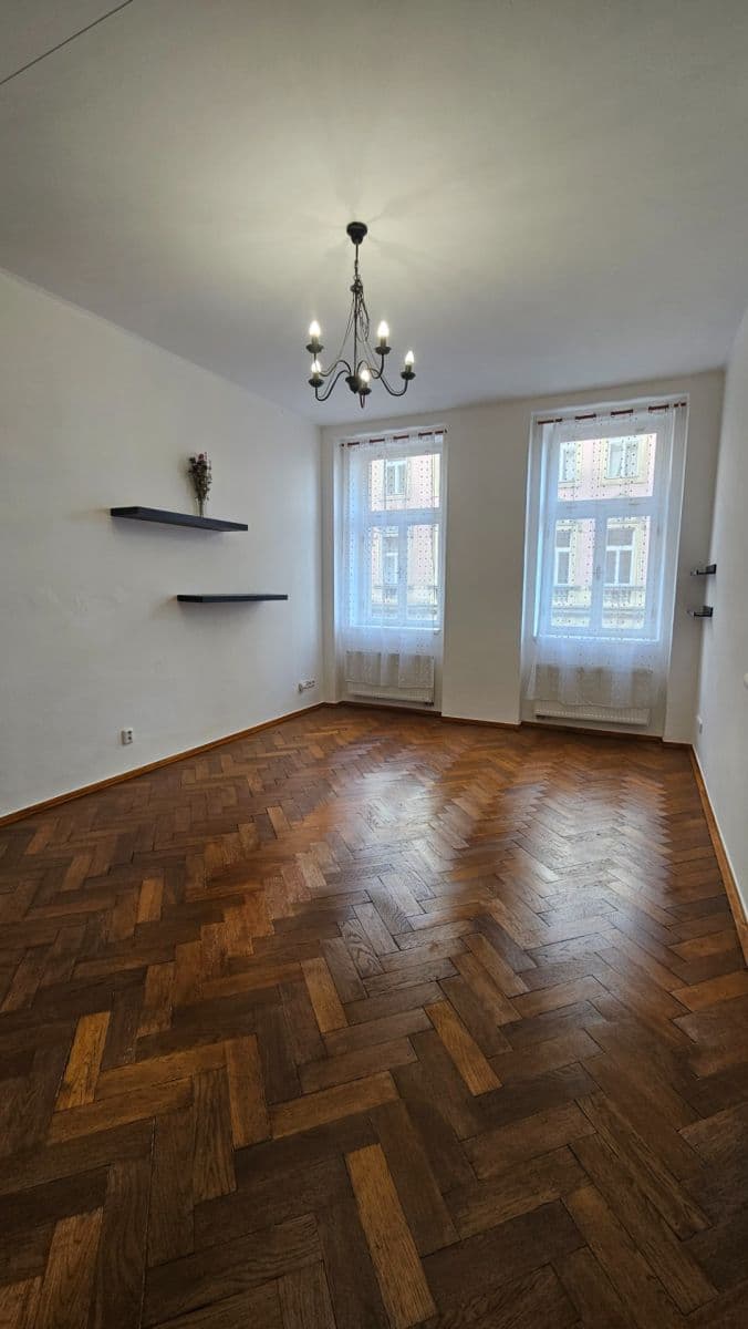 Pronájem bytu 2+1 75 m², Lidická, Praha, Praha Pronájem bytu 2+1 75 m², Lidická, Praha, Praha