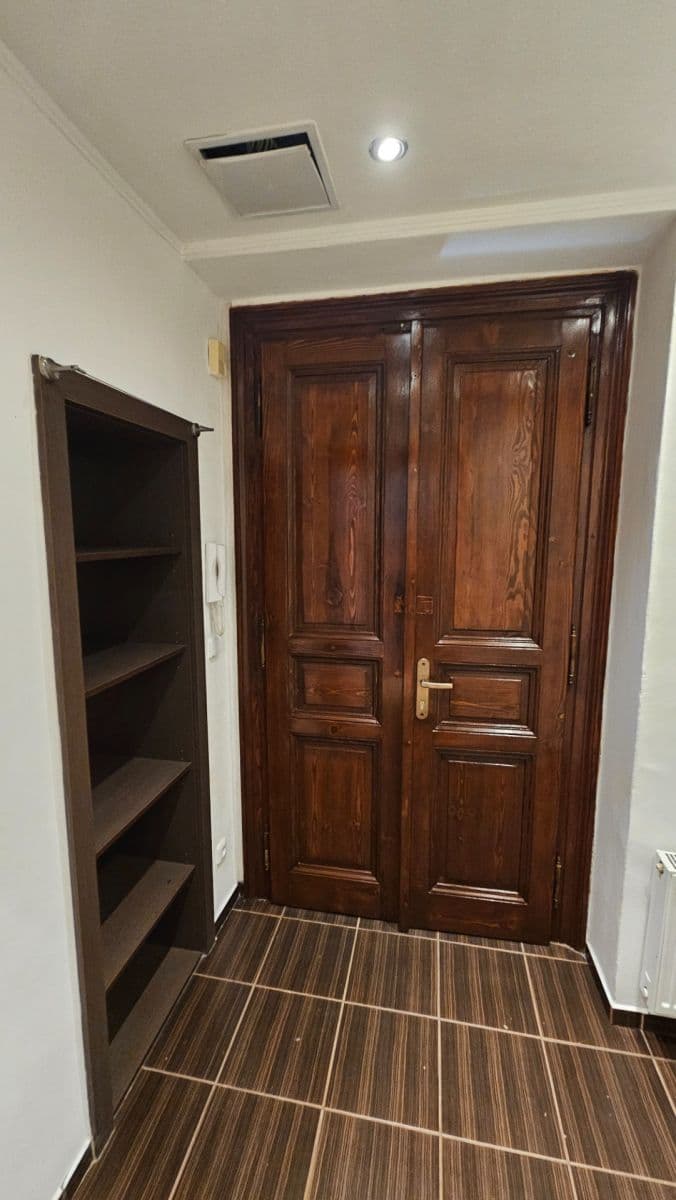 Pronájem bytu 2+1 75 m², Lidická, Praha, Praha Pronájem bytu 2+1 75 m², Lidická, Praha, Praha