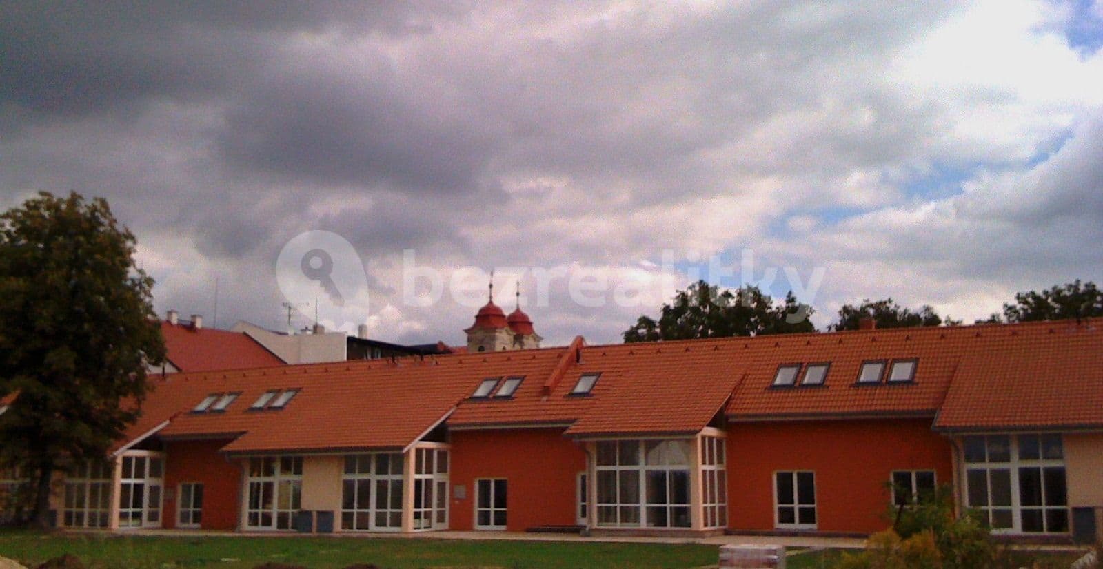 Pronájem bytu 2+kk 90 m², Pražská třída, Hradec Králové, Královéhradecký kraj Pronájem bytu 2+kk 90 m², Pražská třída, Hradec Králové, Královéhradecký kraj