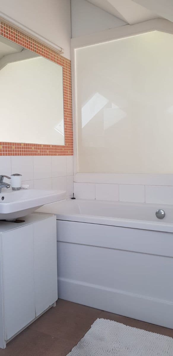 Pronájem bytu 3+1 120 m², Pražská třída, Hradec Králové, Královéhradecký kraj Pronájem bytu 3+1 120 m², Pražská třída, Hradec Králové, Královéhradecký kraj