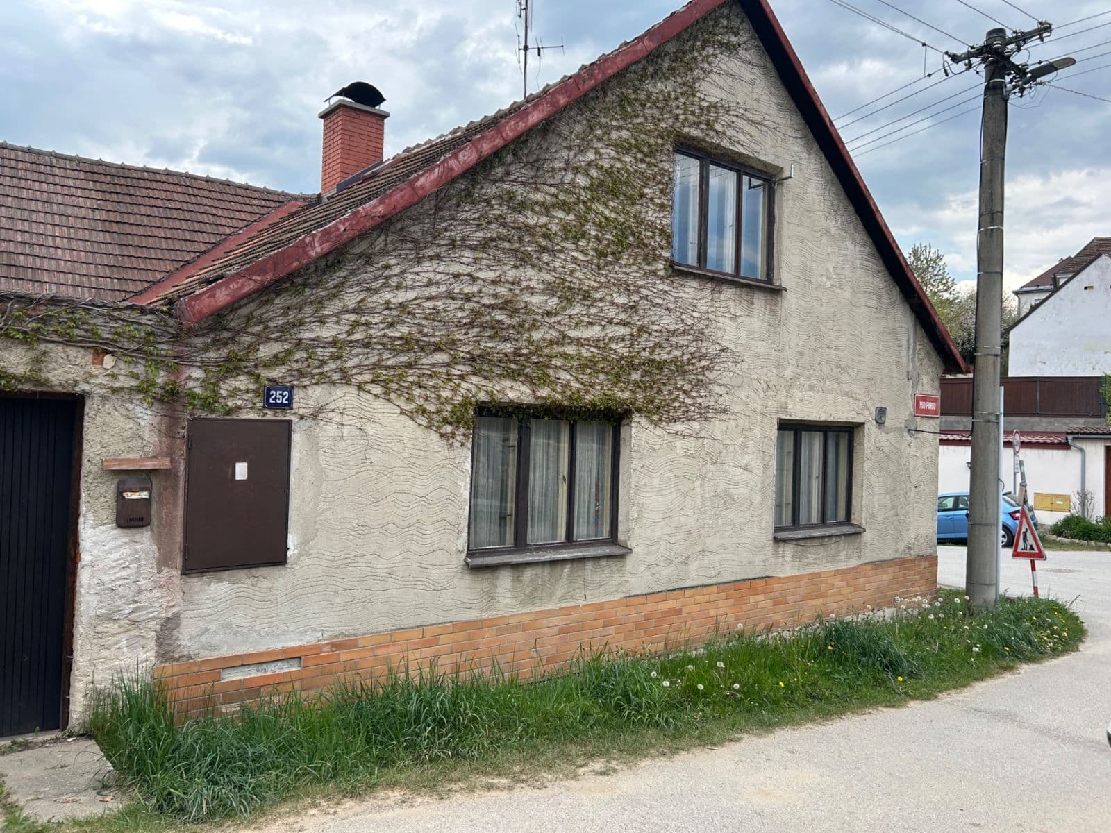 Prodej chaty, chalupy 160 m², pozemek 1.000 m², Pod Farou, Strmilov, Jihočeský kraj Prodej chaty, chalupy 160 m², pozemek 1.000 m², Pod Farou, Strmilov, Jihočeský kraj