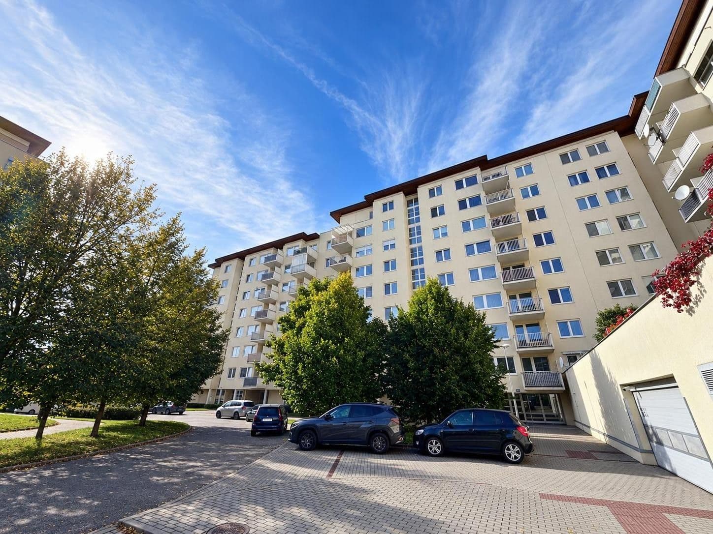 Pronájem bytu 2+kk 60 m², Dusíkova, Brno, Jihomoravský kraj Pronájem bytu 2+kk 60 m², Dusíkova, Brno, Jihomoravský kraj