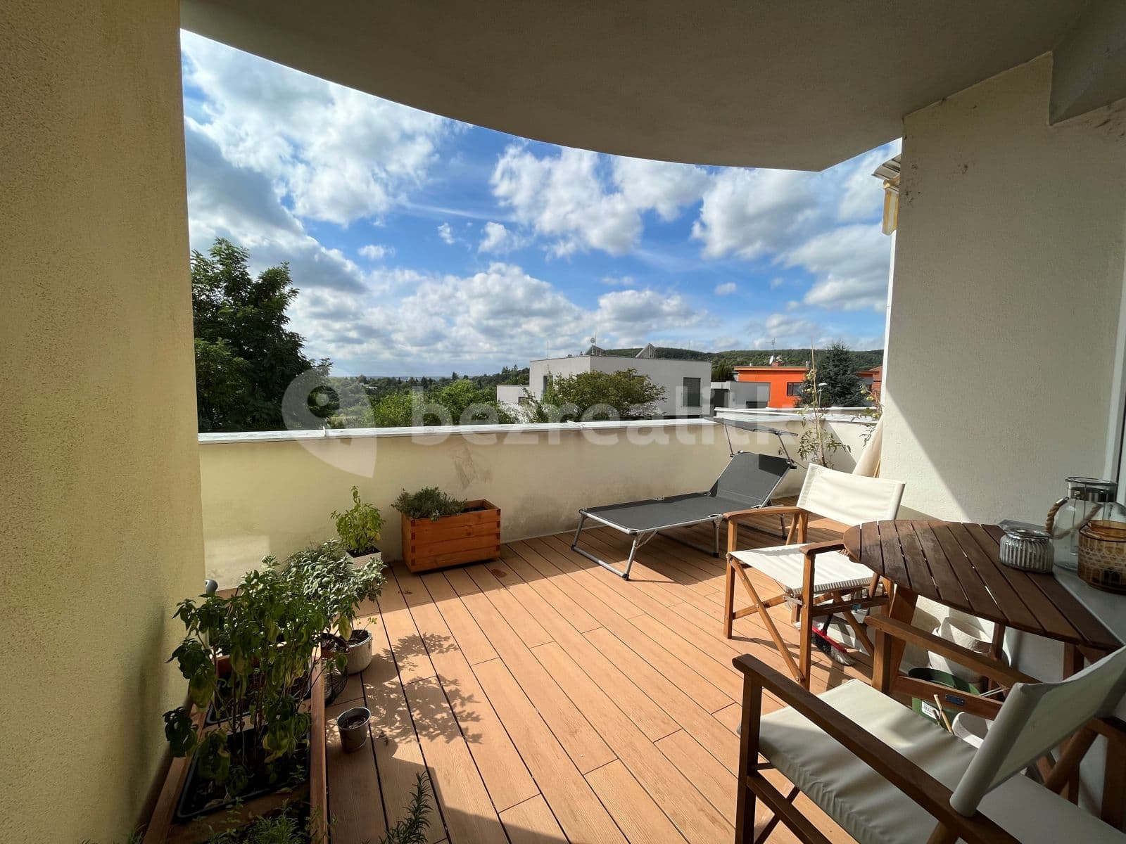 Pronájem bytu 4+kk 110 m², Azurová, Brno, Jihomoravský kraj Pronájem bytu 4+kk 110 m², Azurová, Brno, Jihomoravský kraj