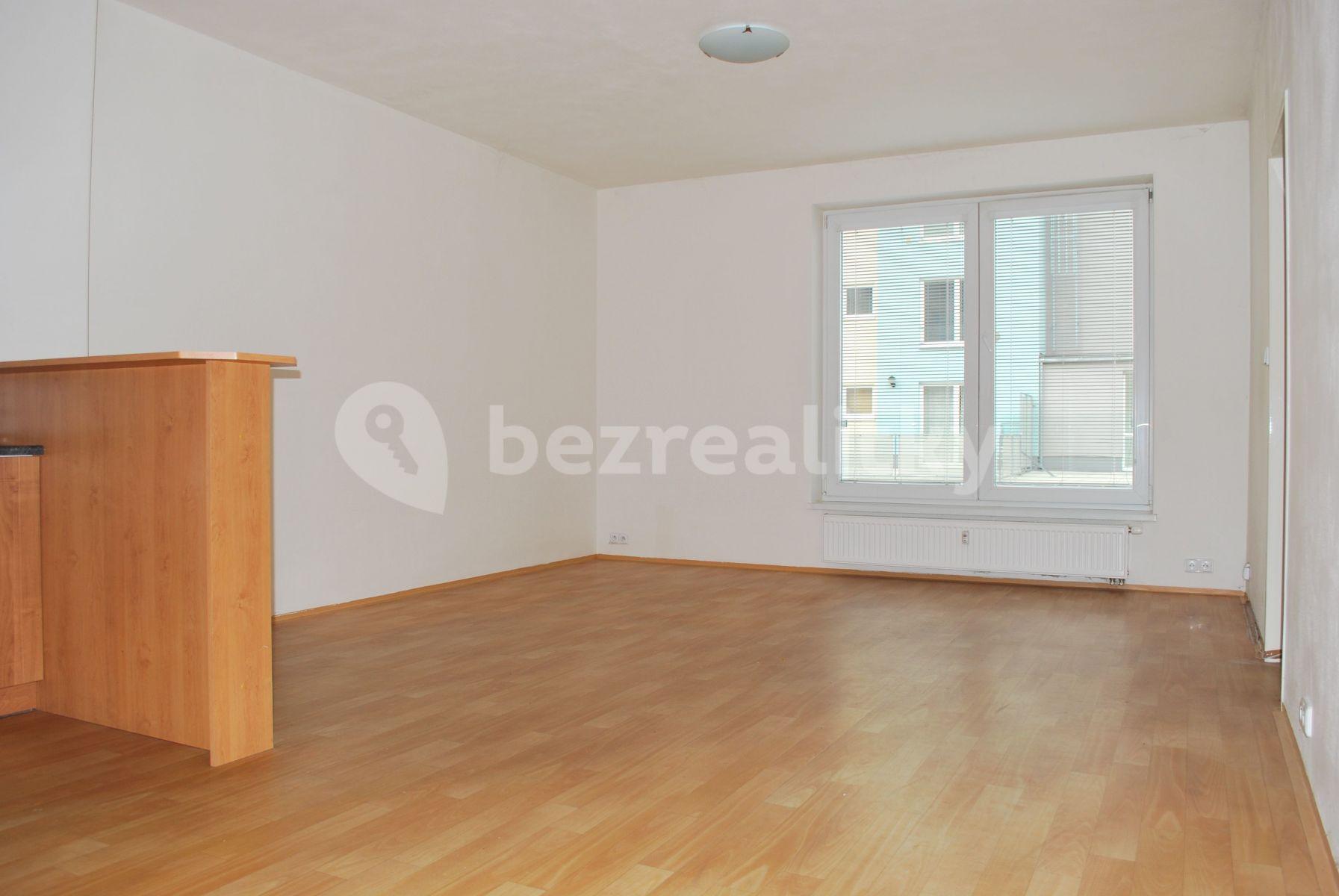 Pronájem bytu 2+kk 56 m², Zderadova, Brno, Jihomoravský kraj
