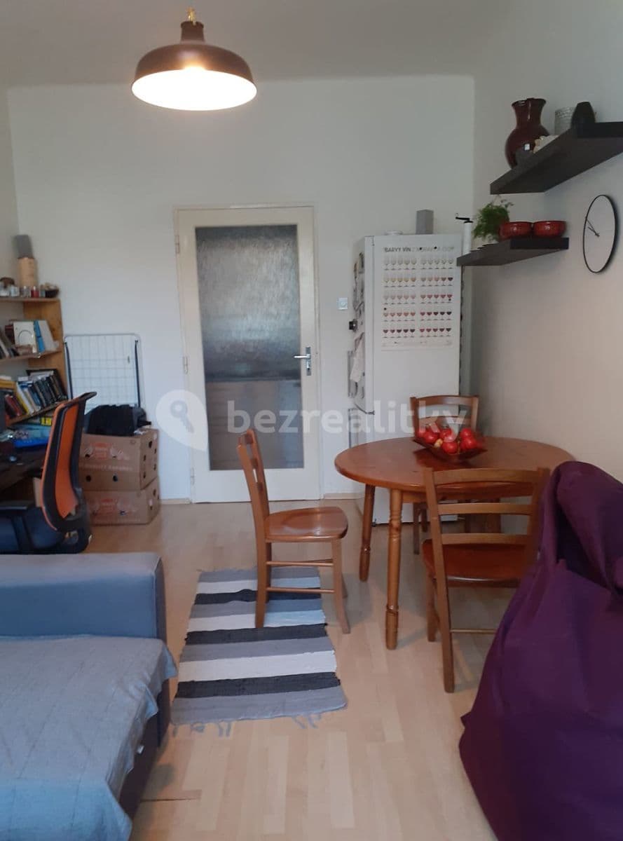 Pronájem bytu 2+1 38 m², Sámova, Praha, Praha Pronájem bytu 2+1 38 m², Sámova, Praha, Praha