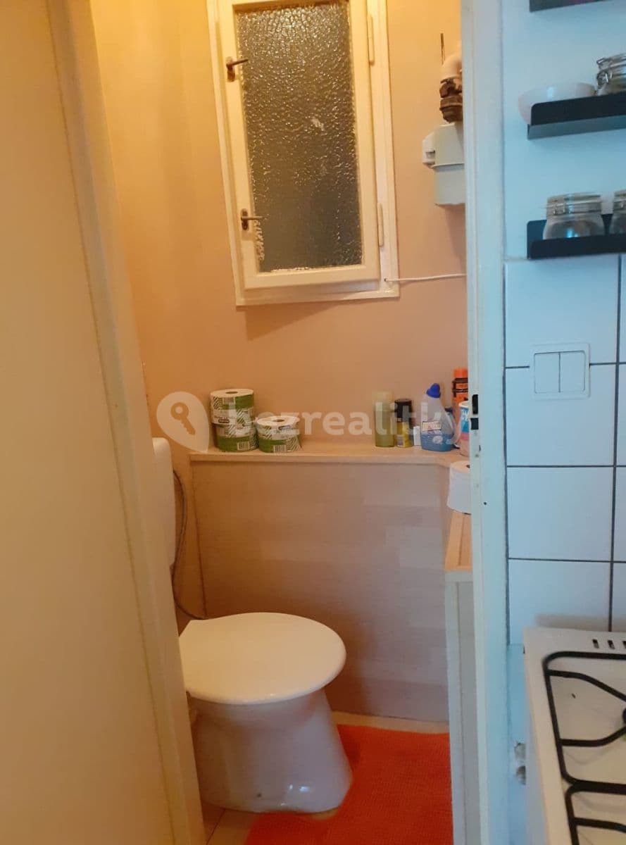 Pronájem bytu 2+1 38 m², Sámova, Praha, Praha Pronájem bytu 2+1 38 m², Sámova, Praha, Praha
