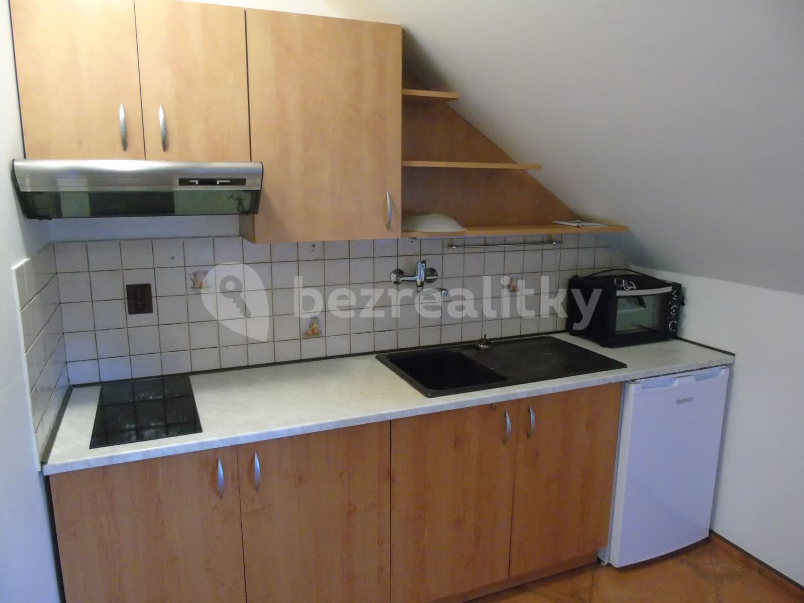 Pronájem bytu 1+1 48 m², Gutova, Praha, Praha Pronájem bytu 1+1 48 m², Gutova, Praha, Praha