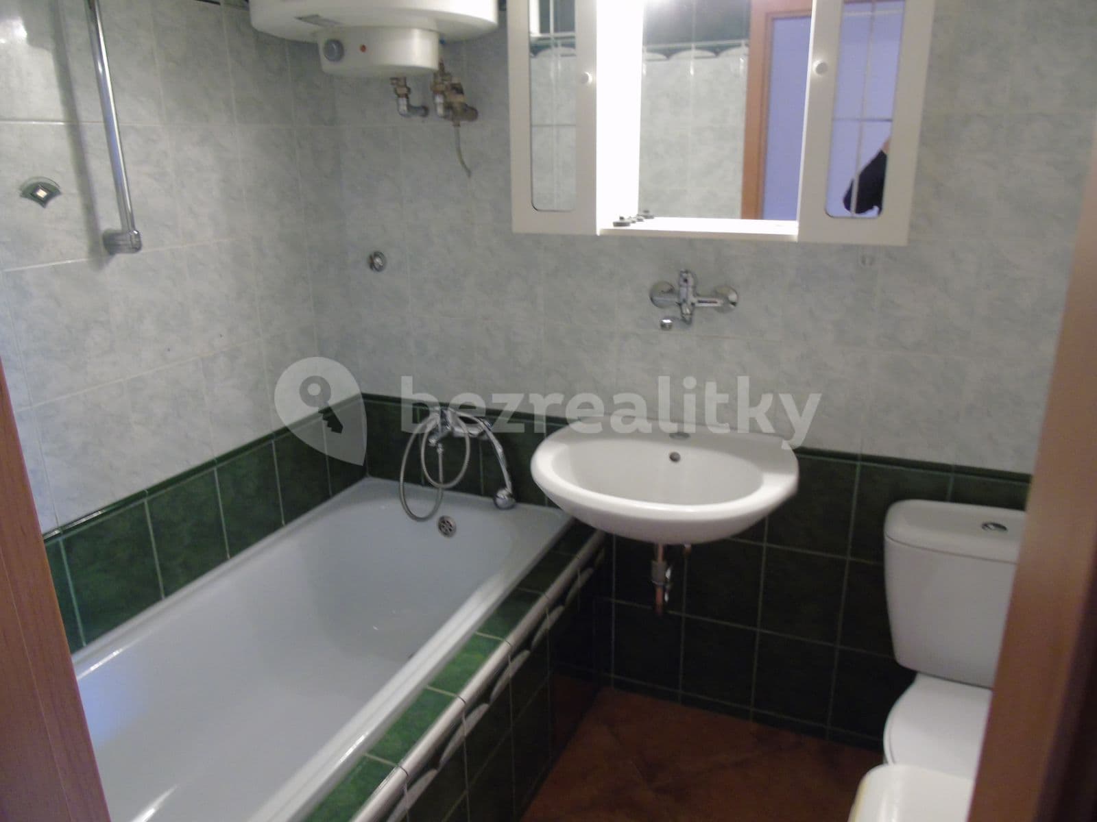 Pronájem bytu 1+1 48 m², Gutova, Praha, Praha Pronájem bytu 1+1 48 m², Gutova, Praha, Praha
