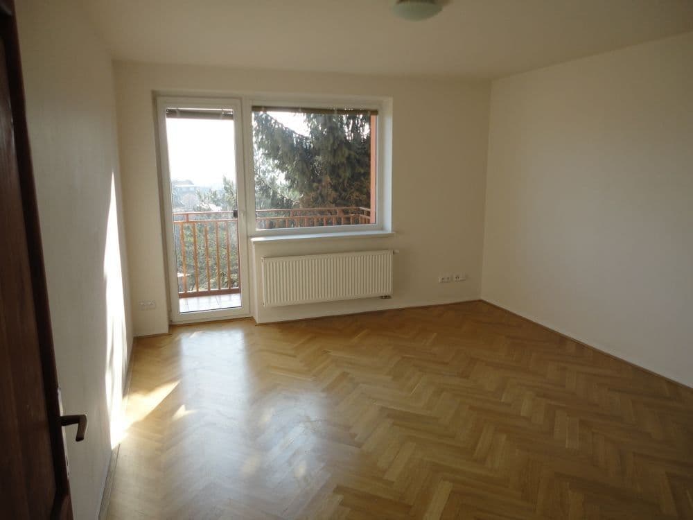 Pronájem bytu 2+1 65 m², Kroftova, Brno, Jihomoravský kraj Pronájem bytu 2+1 65 m², Kroftova, Brno, Jihomoravský kraj
