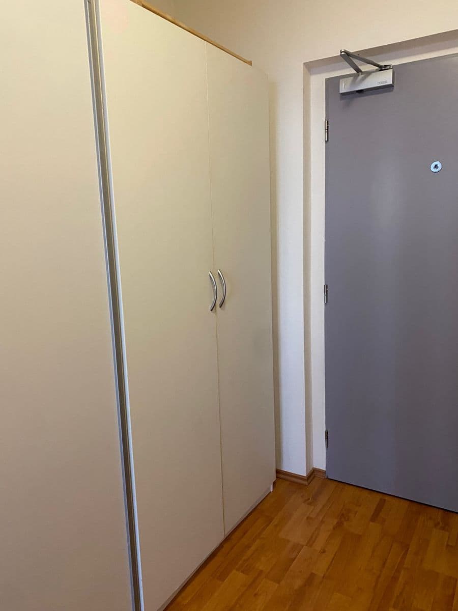 Pronájem bytu 1+kk 37 m², Na Slatince, Praha, Praha Pronájem bytu 1+kk 37 m², Na Slatince, Praha, Praha
