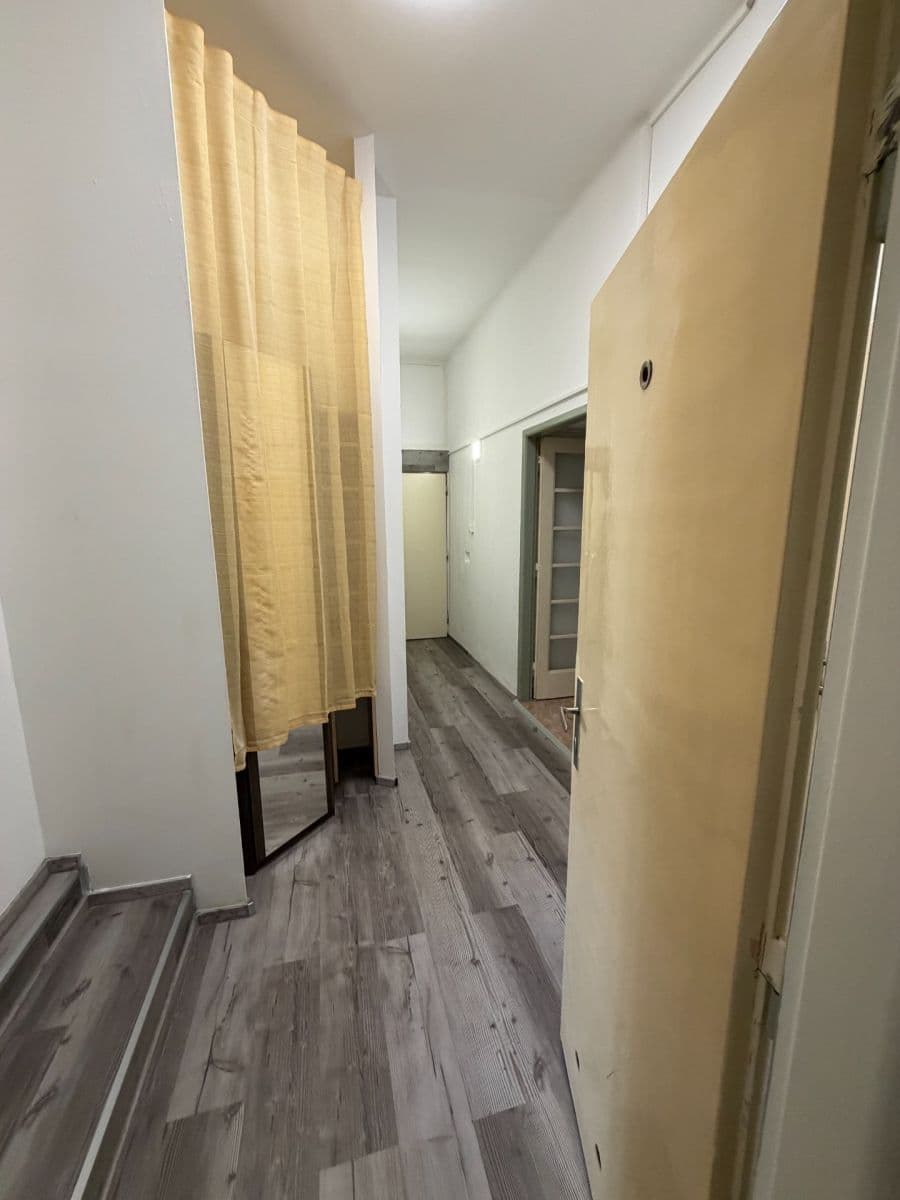 Pronájem bytu 2+1 70 m², Kandertova, Praha, Praha Pronájem bytu 2+1 70 m², Kandertova, Praha, Praha