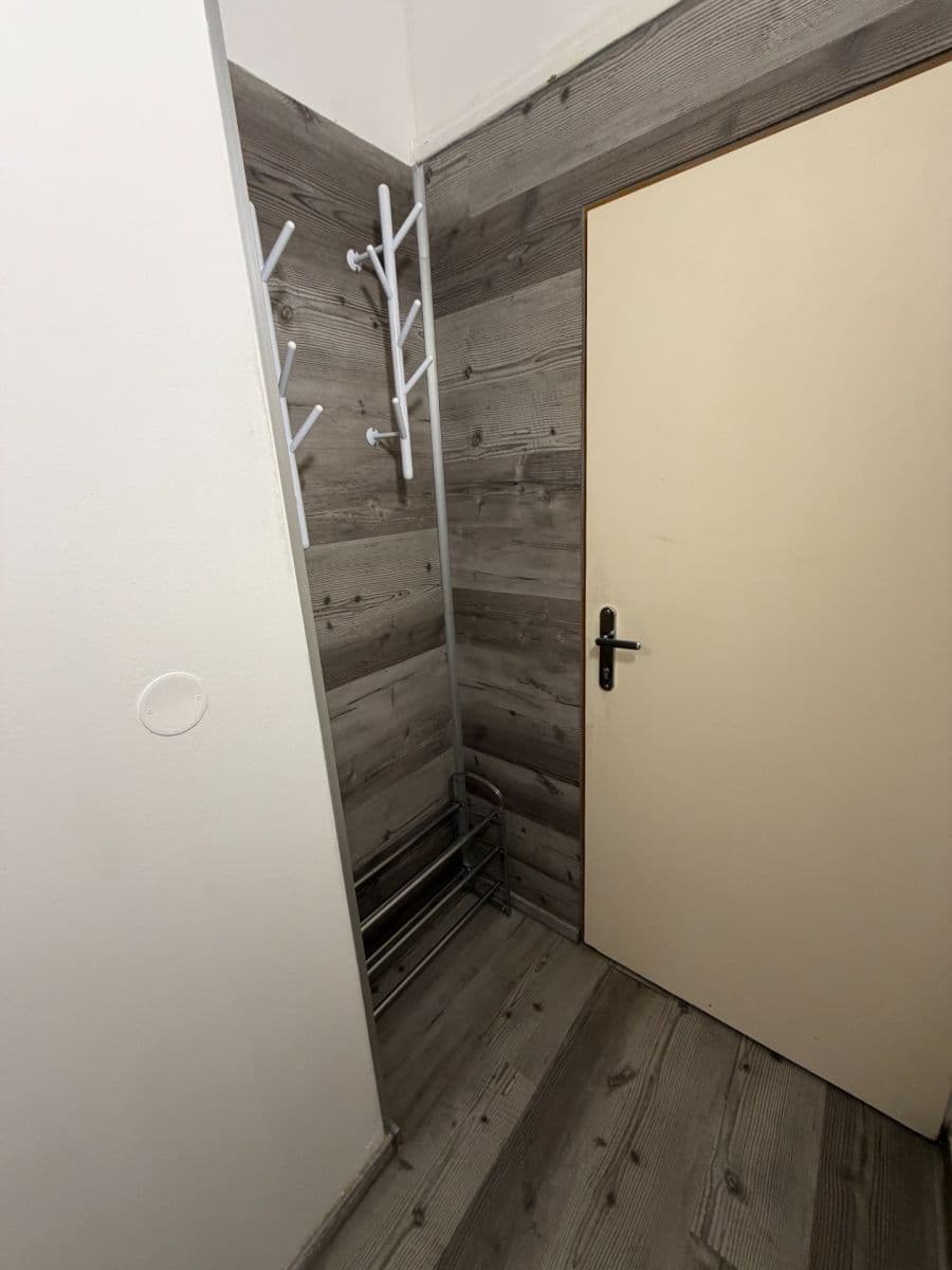 Pronájem bytu 2+1 70 m², Kandertova, Praha, Praha Pronájem bytu 2+1 70 m², Kandertova, Praha, Praha
