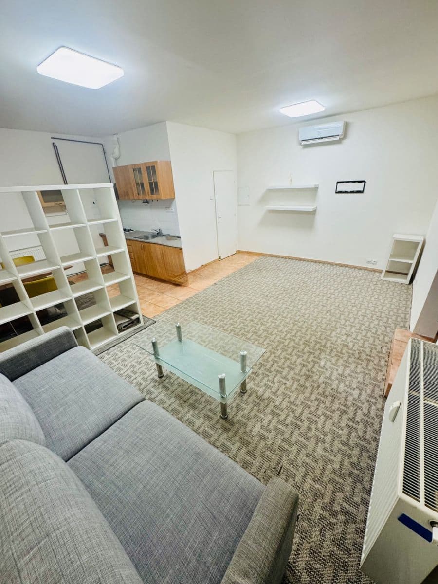 Pronájem bytu 1+kk 34 m², Staškova, Liberec, Liberecký kraj Pronájem bytu 1+kk 34 m², Staškova, Liberec, Liberecký kraj